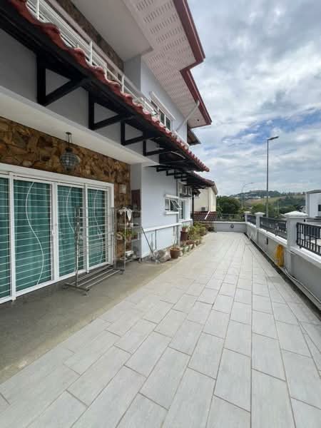 Rumah Berkembar untuk Dijual di Ukay Perdana (Ulu Kelang) - Crystal Yew - Exterior - PropertyGuru.com.my