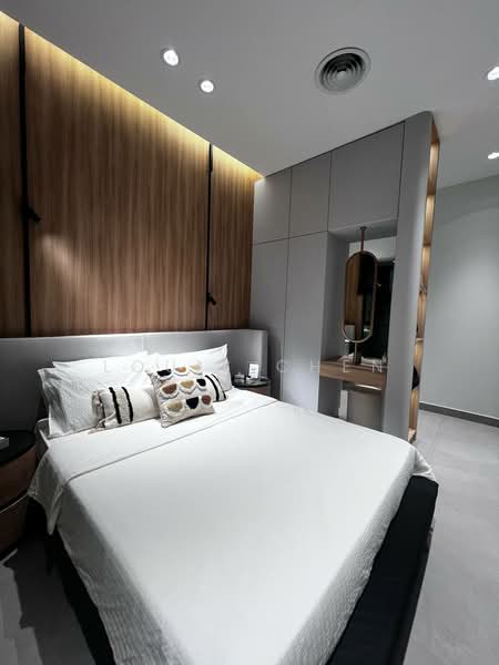 Service Residence for Sale at Maxim D'Parc - Louis Chen - Bedroom - PropertyGuru.com.my