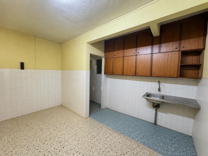 2-storey Terraced House for Sale in Taman Beringin (Jinjang) - Azli Ibrahim - Kitchen - PropertyGuru.com.my