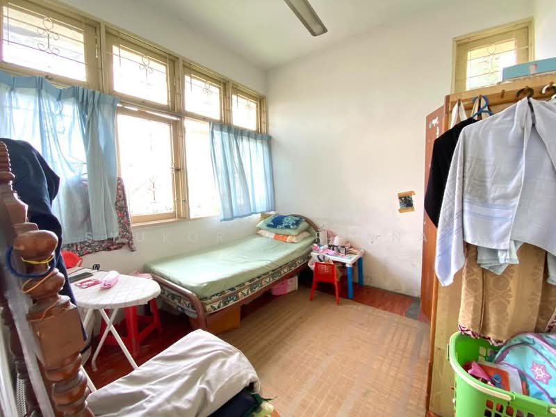 Bungalow for Sale in Shah Alam (Selangor) - Syukor Hartanah - Bedroom - PropertyGuru.com.my