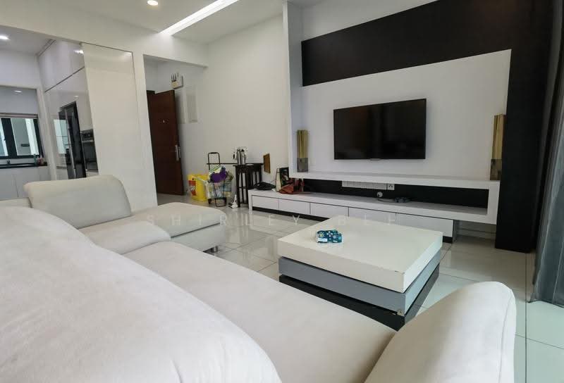 Kondominium untuk Dijual di The LIGHT COLLECTION I - Shirley Beh - Living Room - PropertyGuru.com.my