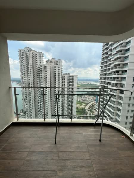 Condominium for Rent at Amberside @ Country Garden Danga Bay - Yoland . - Balcony - PropertyGuru.com.my