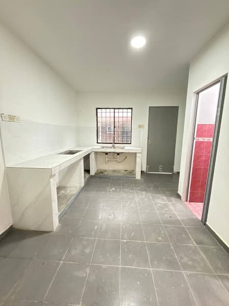 2-storey Terraced House for Sale in Pekan Nanas (Johor) - Marcus Tey - Kitchen - PropertyGuru.com.my