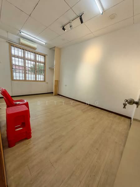 2-storey Terraced House for Sale in Taman Puteri Wangsa (Ulu Tiram) - Betty Ng - PropertyGuru.com.my