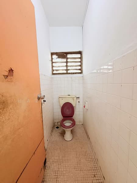 Rumah Teres 2 Tingkat untuk Dijual di Taman Pandan Indah (Ampang) - Hazeman Omar - Bathroom - PropertyGuru.com.my