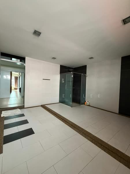 3-storey Terraced House for Sale in Paya Terubong (Ayer Itam) - Pei Pei Lee - Bathroom - PropertyGuru.com.my