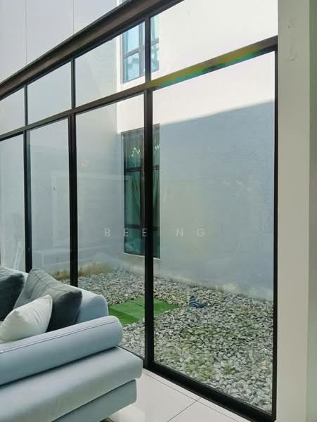 2-storey Terraced House for Sale in Taman Laguna (Johor Bahru) - Bee Ng - Living Room - PropertyGuru.com.my