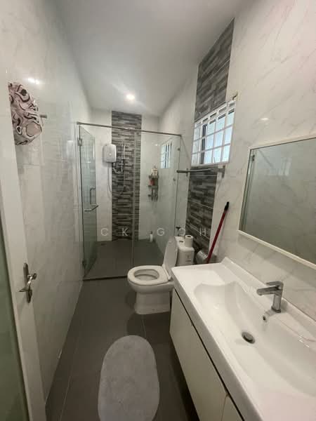 Semi-Detached House for Sale in Bayan Lepas (Penang) - CK Goh - Bathroom - PropertyGuru.com.my