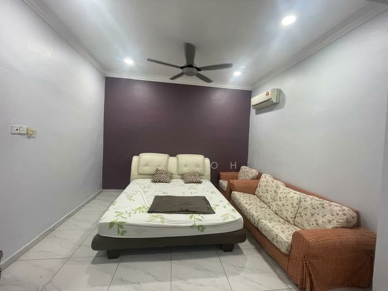 Semi-Detached House for Sale in Bayan Lepas (Penang) - CK Goh - Bedroom - PropertyGuru.com.my