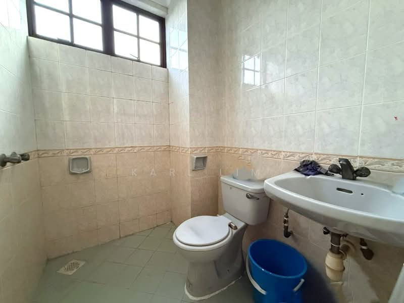 Condominium for Sale at Datin Halimah Condominium - Karl Lim - Bathroom - PropertyGuru.com.my