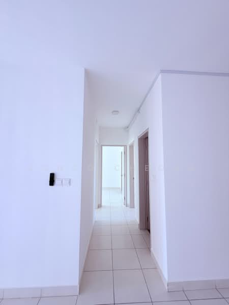 Apartment for Rent at Residensi Riamas - Jonco Cheong - Corridor - PropertyGuru.com.my