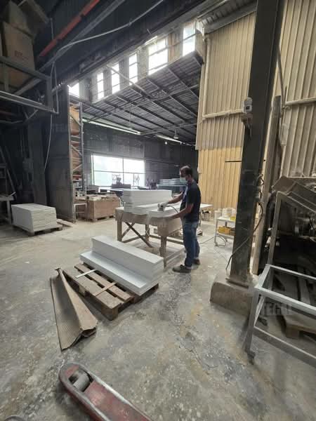 Warehouse for Rent in Shah Alam (Selangor) - Alex Lee - Interior - PropertyGuru.com.my