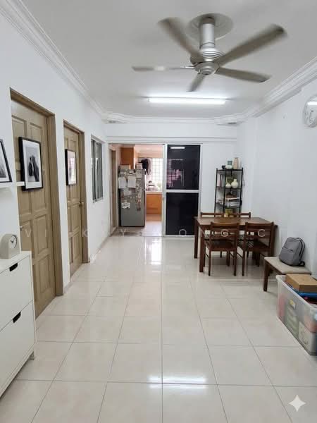 Pangsapuri untuk Dijual di Pandan Ria Apartment (Block A) - Vickky Wong CF - Living Room - PropertyGuru.com.my