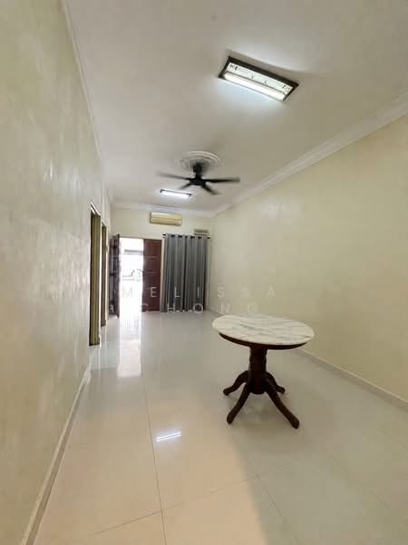 Rumah Teres 1 Tingkat untuk Disewa di Taman Skyline (Jalan Klang Lama (Old Klang Road)) - Melissa Chong - Living Room - PropertyGuru.com.my