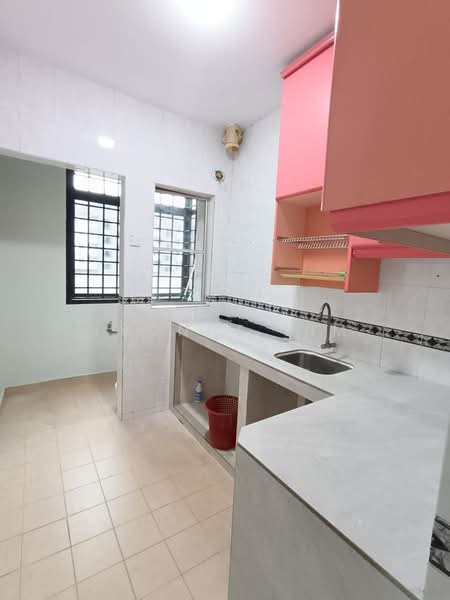 Pangsapuri untuk Dijual di Titiwangsa Apartment - Yvonne Lim - Kitchen - PropertyGuru.com.my