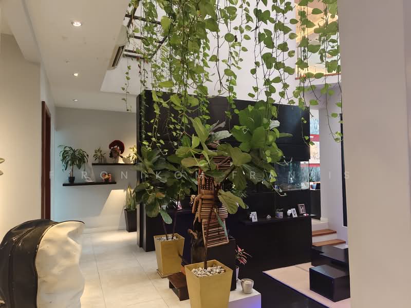 Bungalow for Sale in Saujana Golf and Country Club (Shah Alam) - F.Ronikom Francis - PropertyGuru.com.my