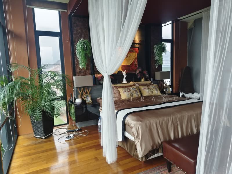 Bungalow for Sale in Saujana Golf and Country Club (Shah Alam) - F.Ronikom Francis - PropertyGuru.com.my