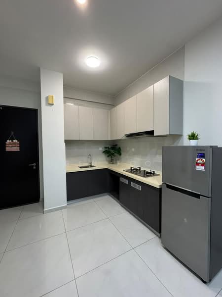 Condominium for Rent at Bay Point @ Country Garden Danga Bay - Ben Foo - Kitchen - PropertyGuru.com.my