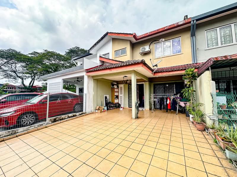 Rumah Teres 2 Tingkat untuk Dijual di Taman Sri Kenari (Kajang) - Azli Ibrahim - Exterior - PropertyGuru.com.my
