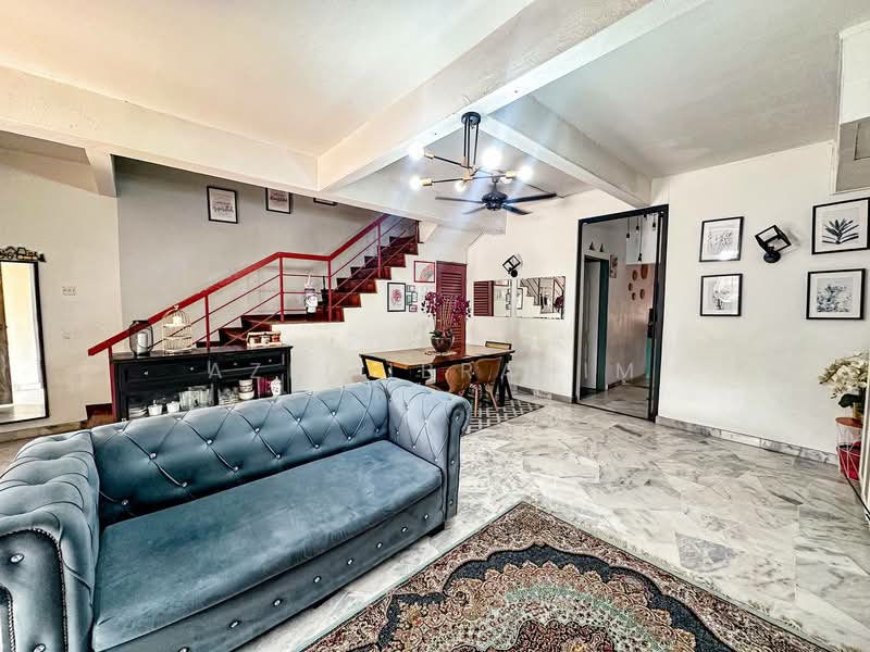 Rumah Teres 2 Tingkat untuk Dijual di Taman Sri Kenari (Kajang) - Azli Ibrahim - Living Room - PropertyGuru.com.my