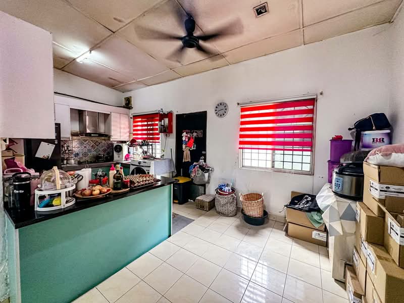 Rumah Teres 2 Tingkat untuk Dijual di Taman Sri Kenari (Kajang) - Azli Ibrahim - Kitchen - PropertyGuru.com.my