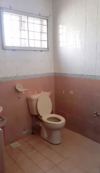 2-storey Terraced House for Sale in Taman Sri Bintang (Kepong) - Kiing TW - Bathroom - PropertyGuru.com.my