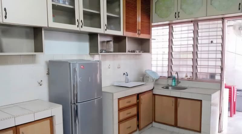 2-storey Terraced House for Sale in Taman Sri Bintang (Kepong) - Kiing TW - Kitchen - PropertyGuru.com.my