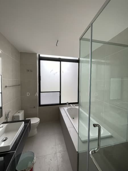 2-storey Terraced House for Sale in Puteri Harbour (Iskandar Puteri (Nusajaya)) - David Ting - Bathroom - PropertyGuru.com.my