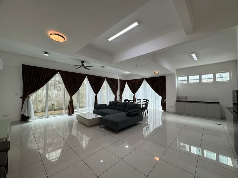 Semi-Detached House for Rent in Taman Mount Austin (Tebrau) - Jackson Quah - PropertyGuru.com.my