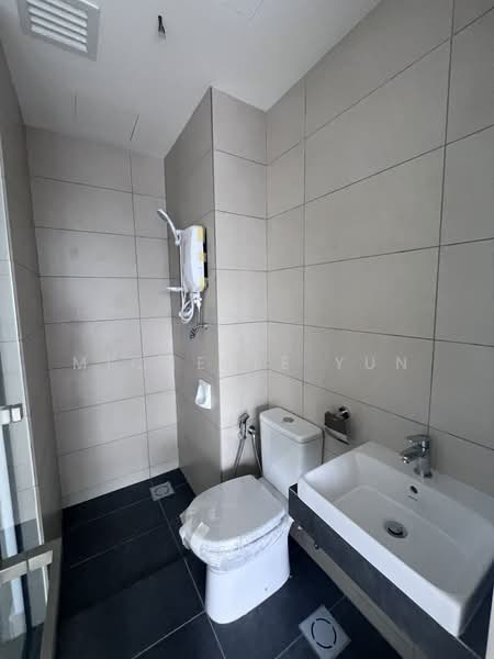 Servis Apartment untuk Dijual di Astrum Ampang - Michelle Yun - Bathroom - PropertyGuru.com.my