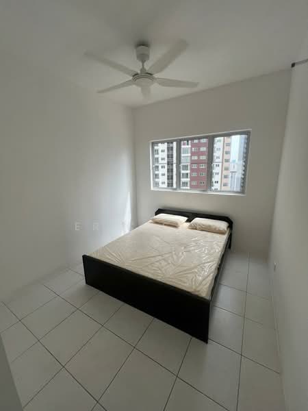 Condominium for Rent at Residensi Sateria - Eric Siew - Bedroom - PropertyGuru.com.my