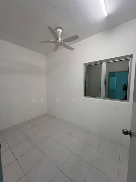 Condominium for Rent at Residensi Sateria - Eric Siew - Interior - PropertyGuru.com.my