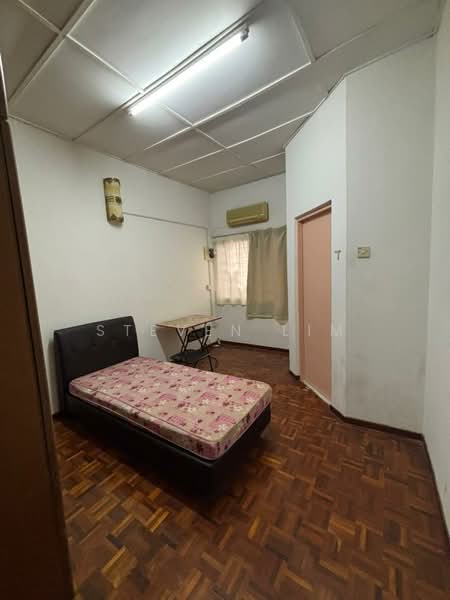 Rumah Teres 2 Tingkat untuk Dijual di Bukit Sungai Long 2 (Bandar Sungai Long) - Steven Lim - Bedroom - PropertyGuru.com.my