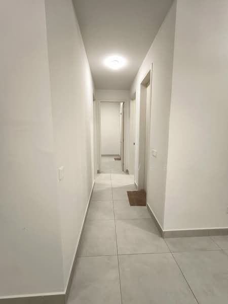 Kondominium untuk Disewa di THE Address II, Taman Desa - Louis Wee - Corridor - PropertyGuru.com.my