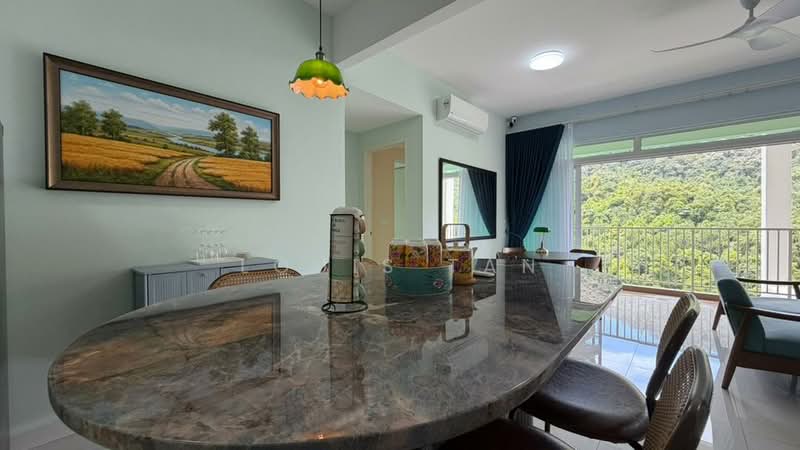Kondominium untuk Disewa di Ferringhi Residence 2 - Louis Tan - Dining Room - PropertyGuru.com.my