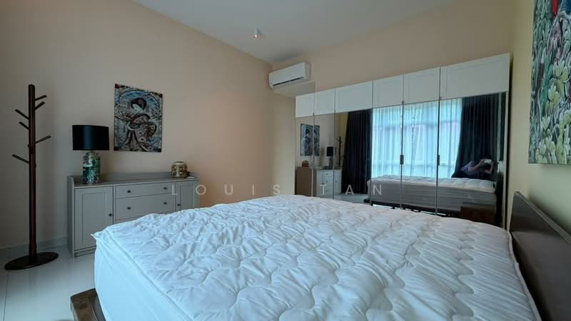 Kondominium untuk Disewa di Ferringhi Residence 2 - Louis Tan - Bedroom - PropertyGuru.com.my