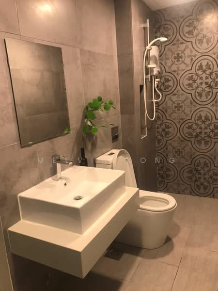 Servis Apartment untuk Disewa di Regalia Residence - Melvin Kong - Bathroom - PropertyGuru.com.my
