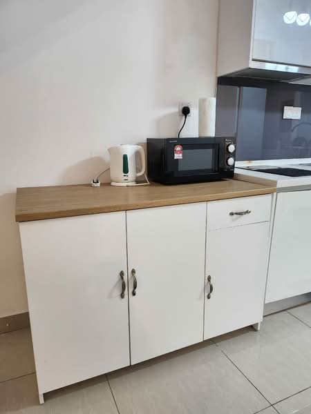 Servis Apartment untuk Disewa di Regalia Residence - Melvin Kong - Kitchen - PropertyGuru.com.my