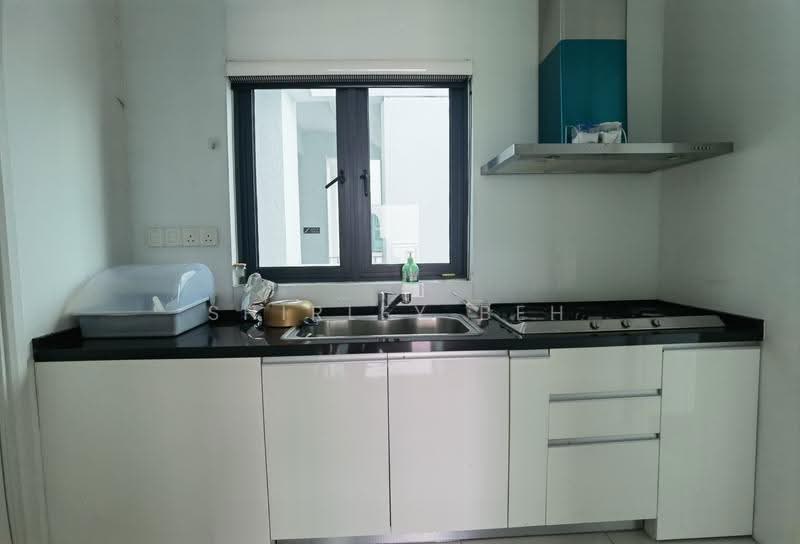 Kondominium untuk Dijual di The LIGHT COLLECTION I - Shirley Beh - Kitchen - PropertyGuru.com.my