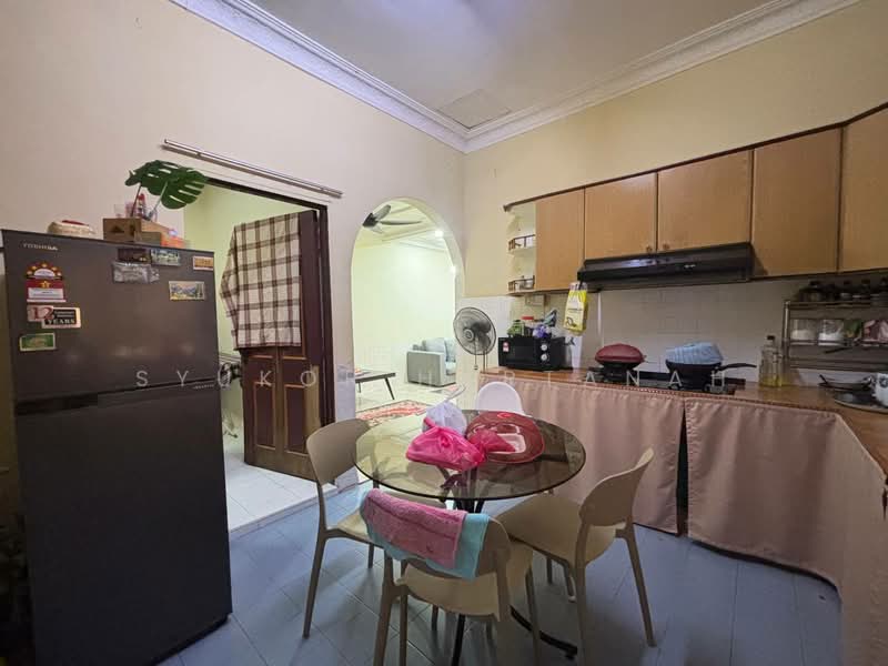 Rumah Teres 1 Tingkat untuk Dijual di Kapar (Selangor) - Syukor Hartanah - Kitchen - PropertyGuru.com.my