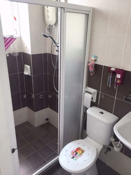 2-storey Terraced House for Sale in Palm Walk (Bandar Sungai Long) - Rachel Lee - Bathroom - PropertyGuru.com.my