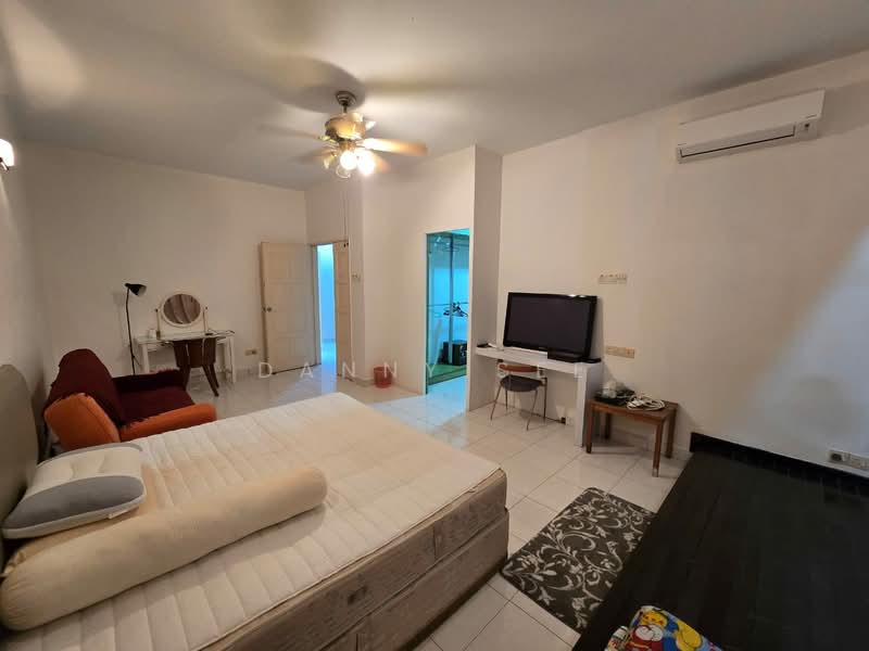 Rumah Teres 2 Tingkat untuk Disewa di Bandar Indahpura (Kulai) - Danny See - Bedroom - PropertyGuru.com.my