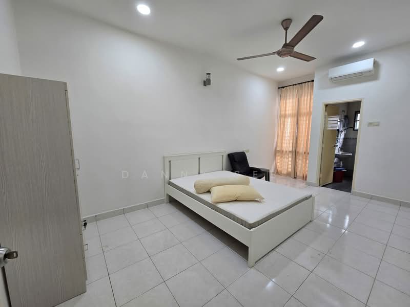 Rumah Teres 2 Tingkat untuk Disewa di Bandar Indahpura (Kulai) - Danny See - Bedroom - PropertyGuru.com.my
