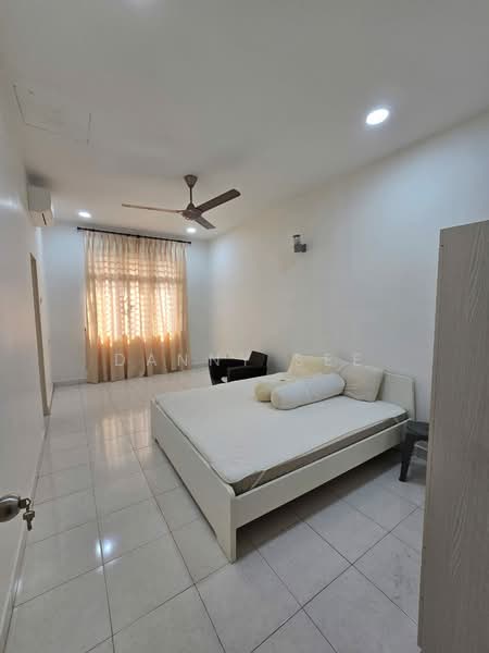 Rumah Teres 2 Tingkat untuk Disewa di Bandar Indahpura (Kulai) - Danny See - Bedroom - PropertyGuru.com.my