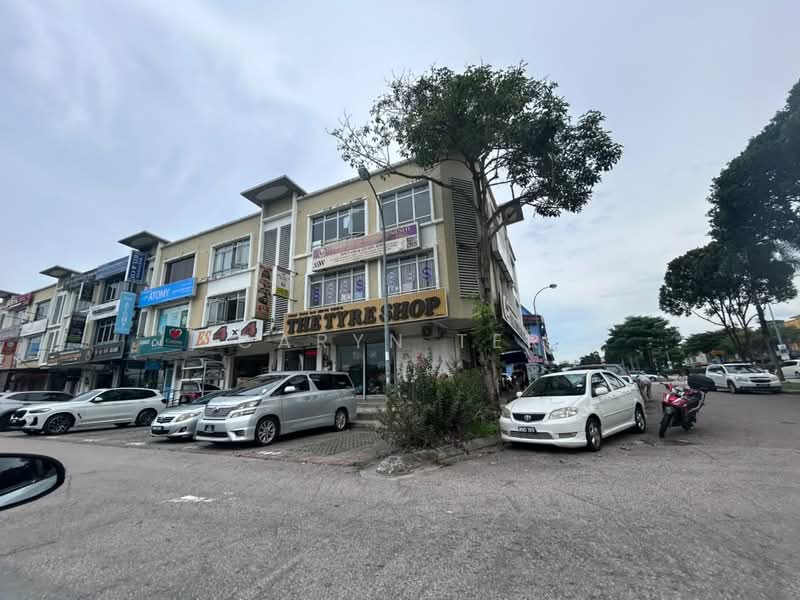 Shop for Rent in Taman Daya (Johor Bahru) - Caryn Ter - Exterior - PropertyGuru.com.my