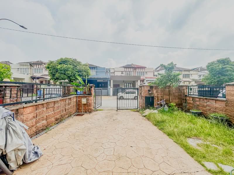 2-storey Terraced House for Sale in Bukit Jelutong (Shah Alam) - Afiqah zaidi - PropertyGuru.com.my