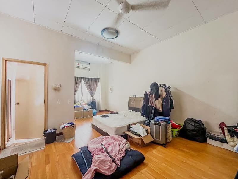 2-storey Terraced House for Sale in Bukit Jelutong (Shah Alam) - Afiqah zaidi - PropertyGuru.com.my