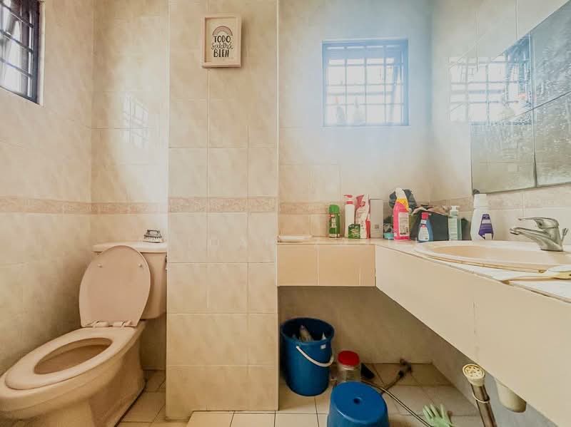 2-storey Terraced House for Sale in Bukit Jelutong (Shah Alam) - Afiqah zaidi - PropertyGuru.com.my