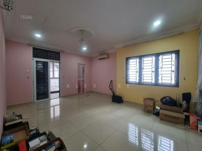 Rumah Banglo untuk Dijual di Shah Alam (Selangor) - Alex Lee - Living Room - PropertyGuru.com.my