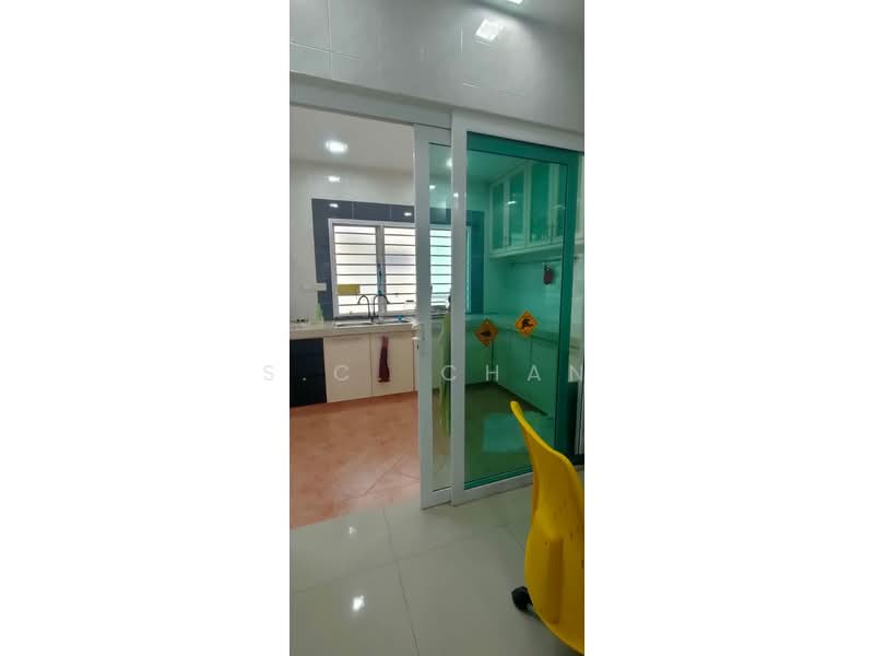 Rumah Teres 2 Tingkat untuk Dijual di Taman Bukit Kinrara (Bandar Kinrara) - S.C. Chan - Kitchen - PropertyGuru.com.my